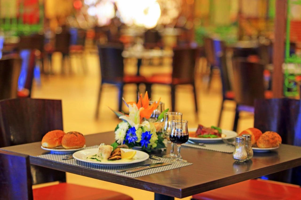 Labranda Targa Aqua Parc Hotel Marrakesh Bagian luar foto