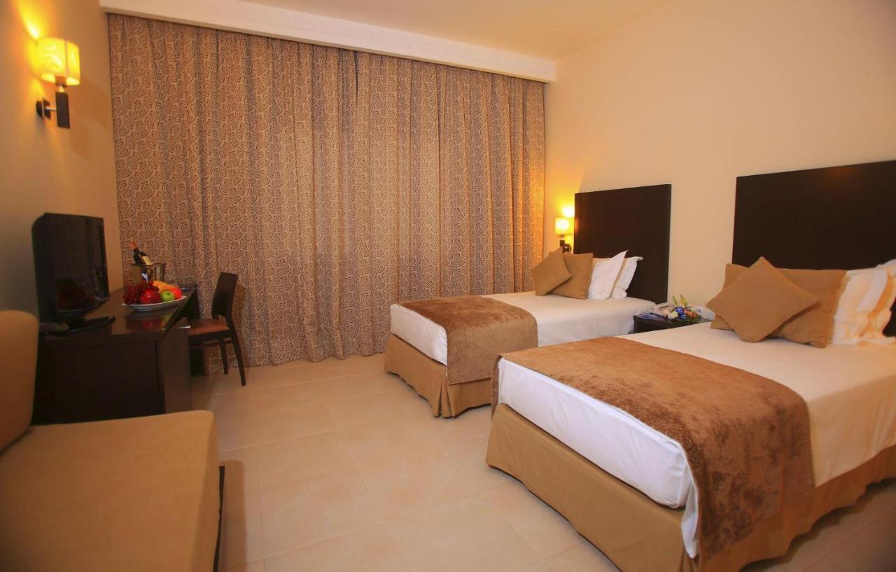 Labranda Targa Aqua Parc Hotel Marrakesh Bagian luar foto